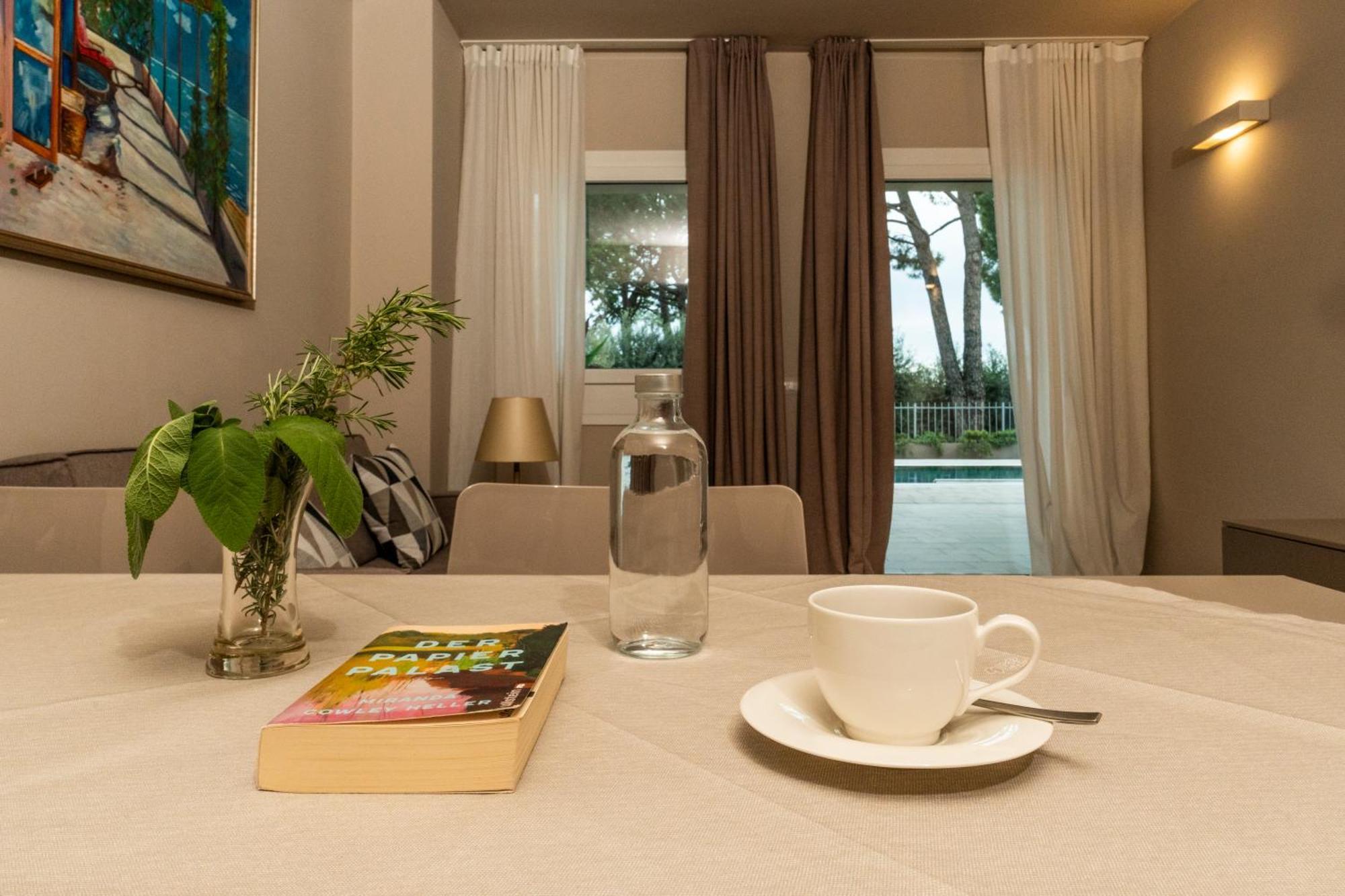 Bed & Breakfast La Home And Apartments Moniga del Garda Exterior foto