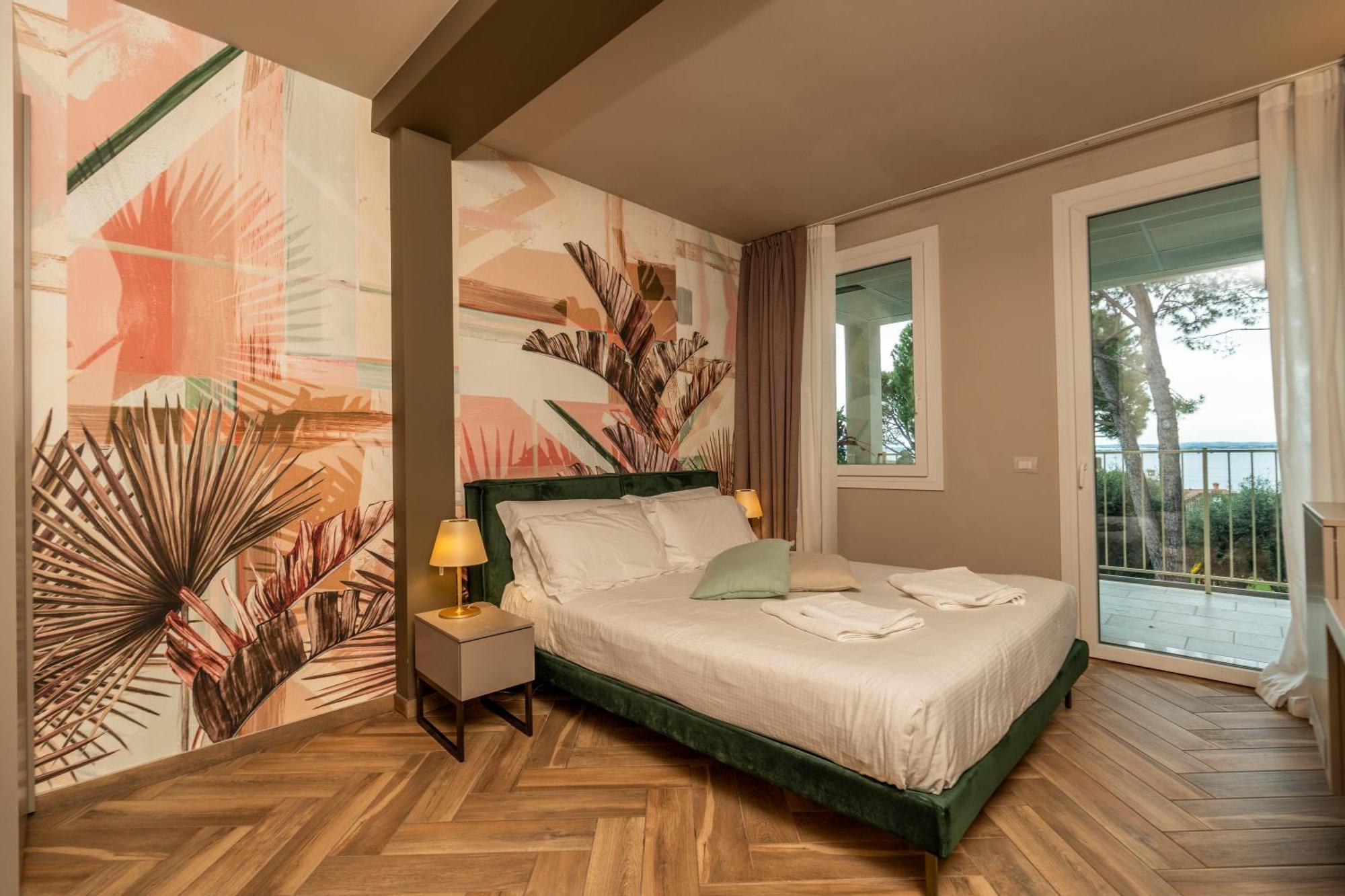 Bed & Breakfast La Home And Apartments Moniga del Garda Exterior foto