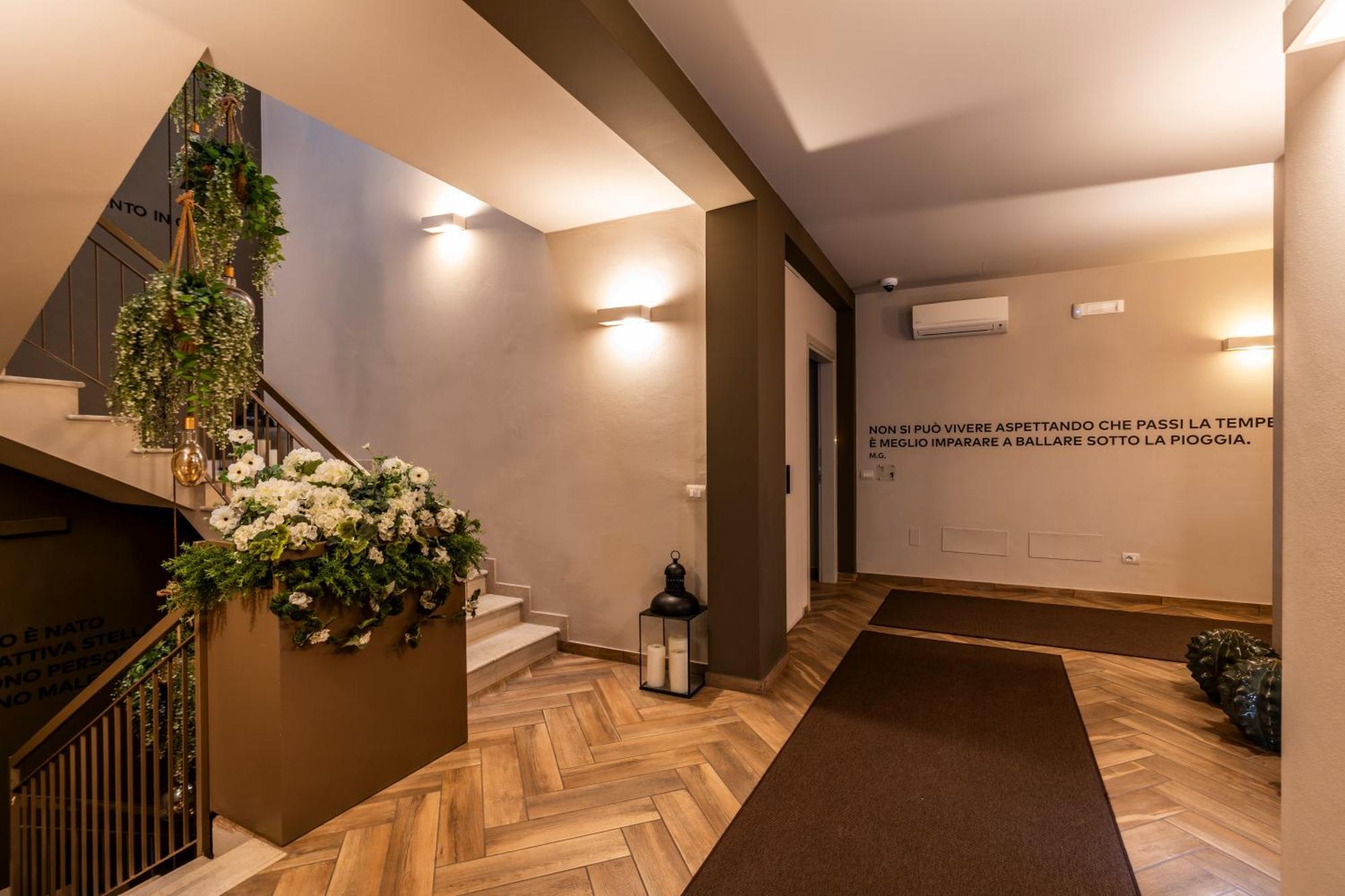 Bed & Breakfast La Home And Apartments Moniga del Garda Exterior foto