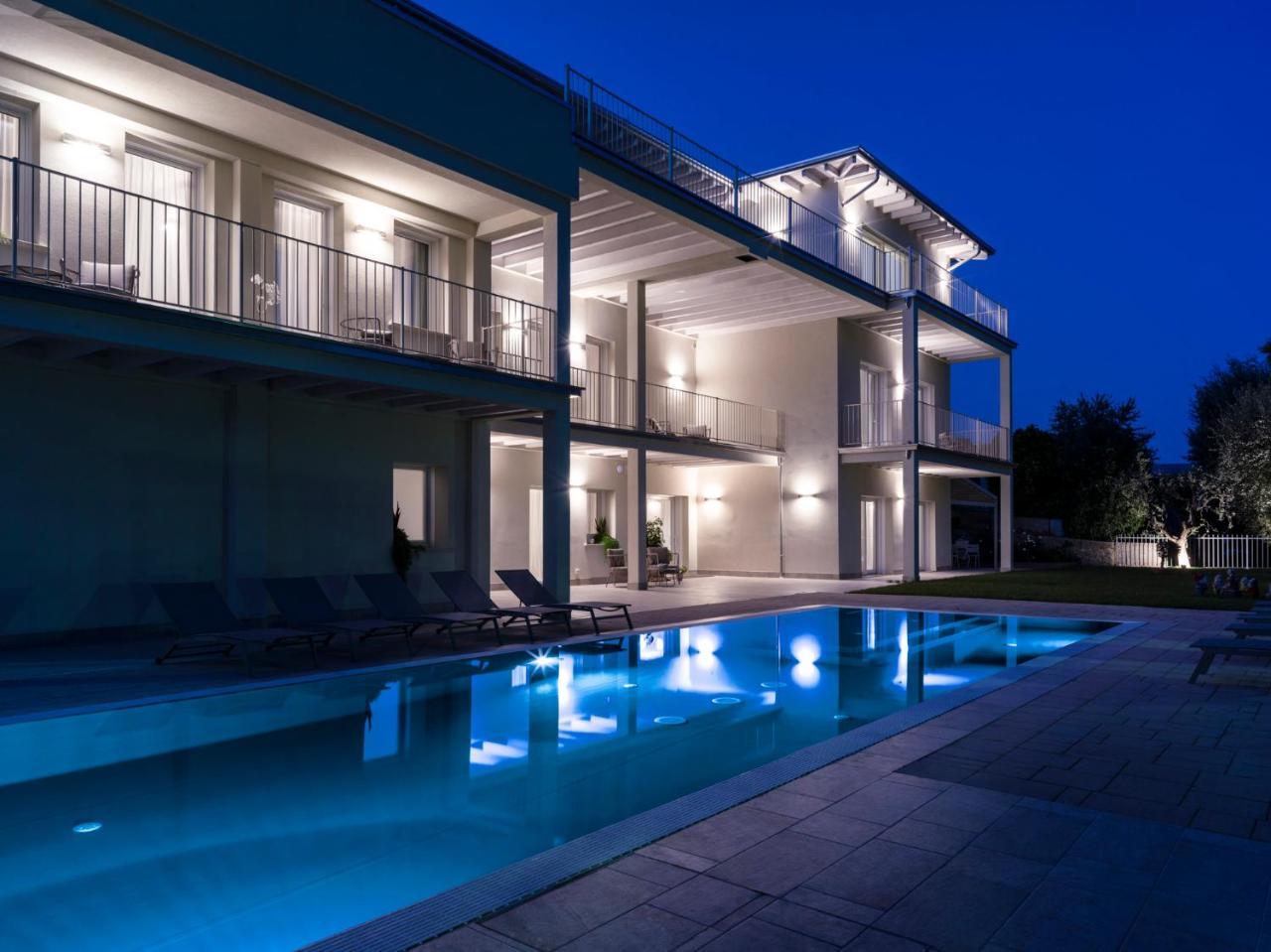 Bed & Breakfast La Home And Apartments Moniga del Garda Exterior foto