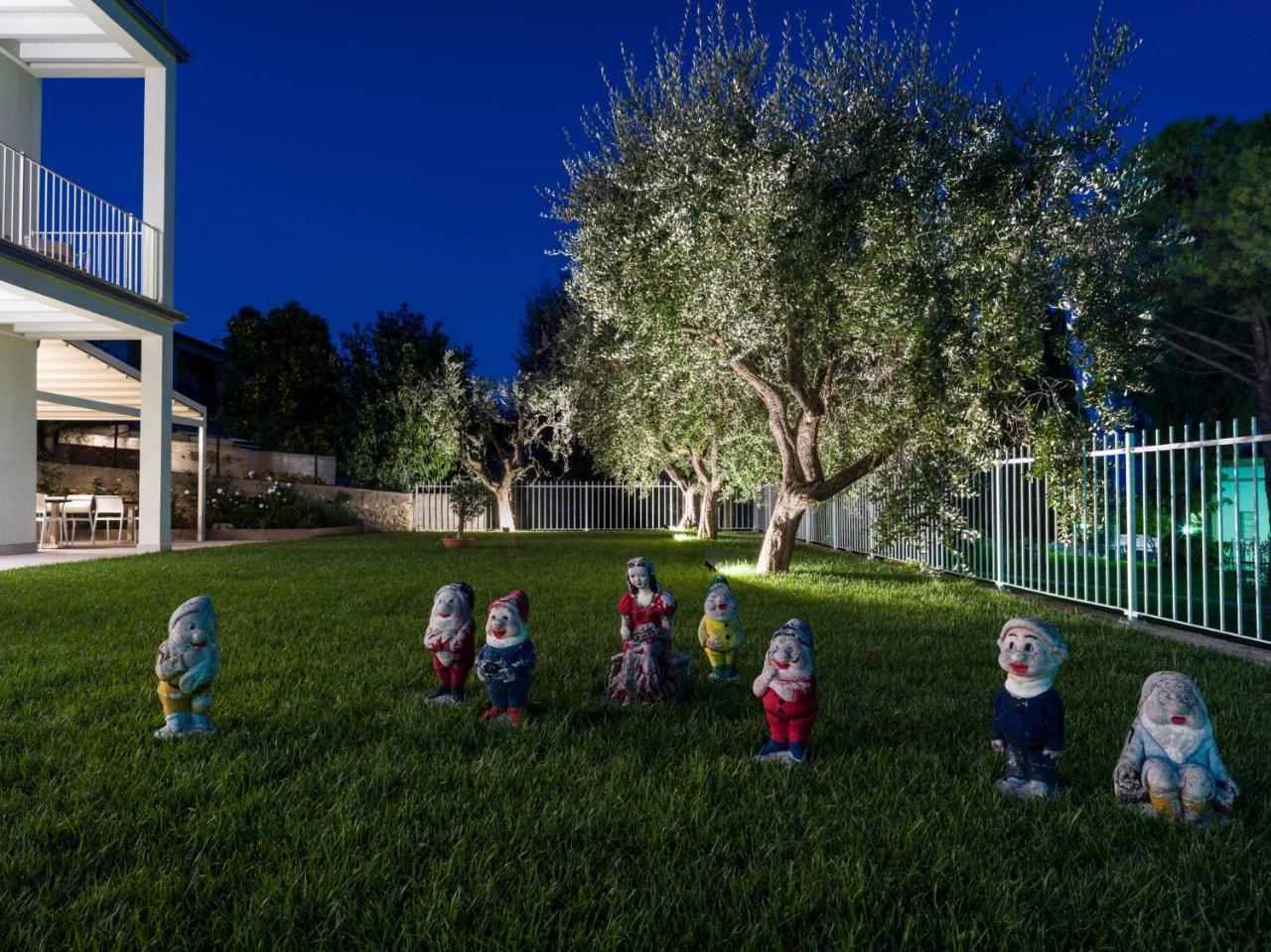 Bed & Breakfast La Home And Apartments Moniga del Garda Exterior foto
