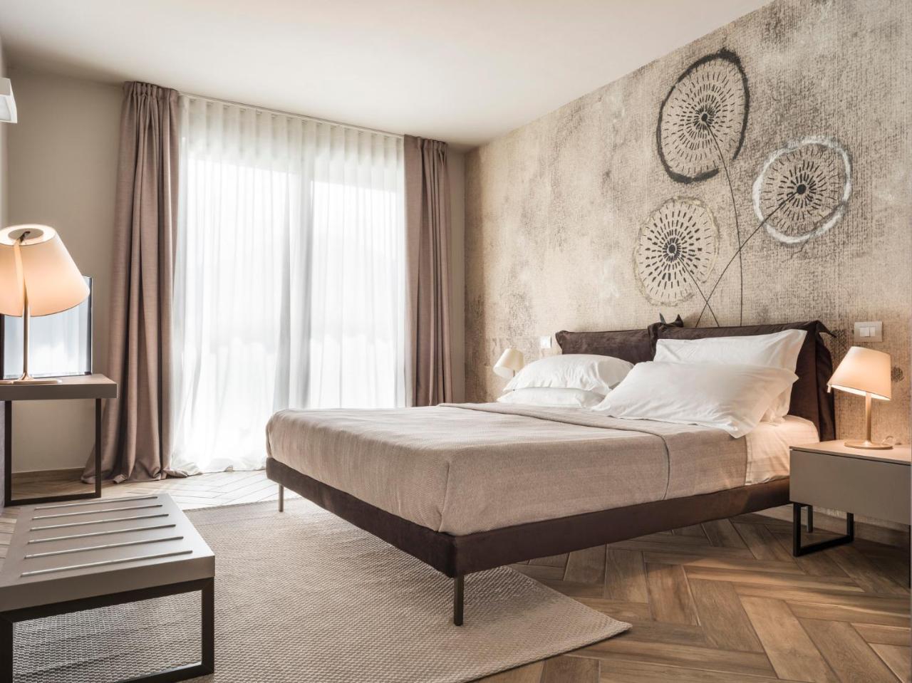 Bed & Breakfast La Home And Apartments Moniga del Garda Exterior foto